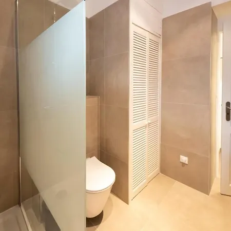 06y1 - Beautiful Modern T2 With Terrace Feriehus *