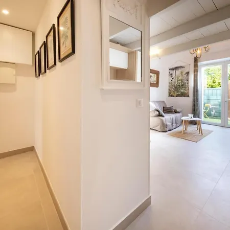 06y1 - Beautiful Modern T2 With Terrace Semesterbostad Juan-les-Pins